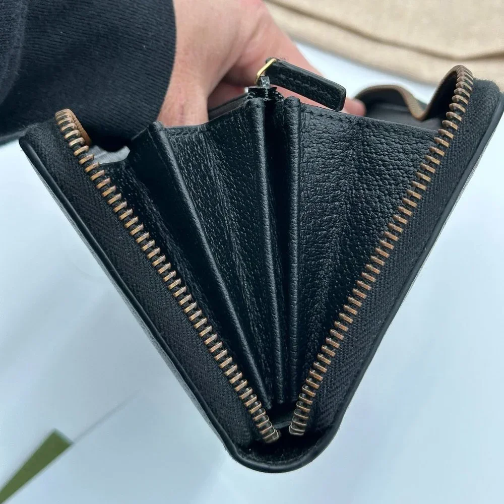 🔥GUCCI ANIMALIER LEATHER ZIP AROUND WALLET  🔥FULL INCLUSION🔥 - Picture 9 of 14